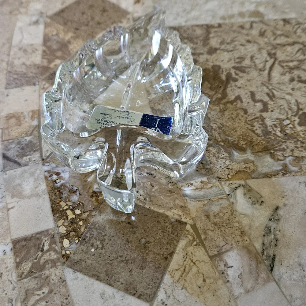 Crystal Clear Industries 24% Hand Cut Lead Crystal Leaf Trinket Dish Fall Autumn